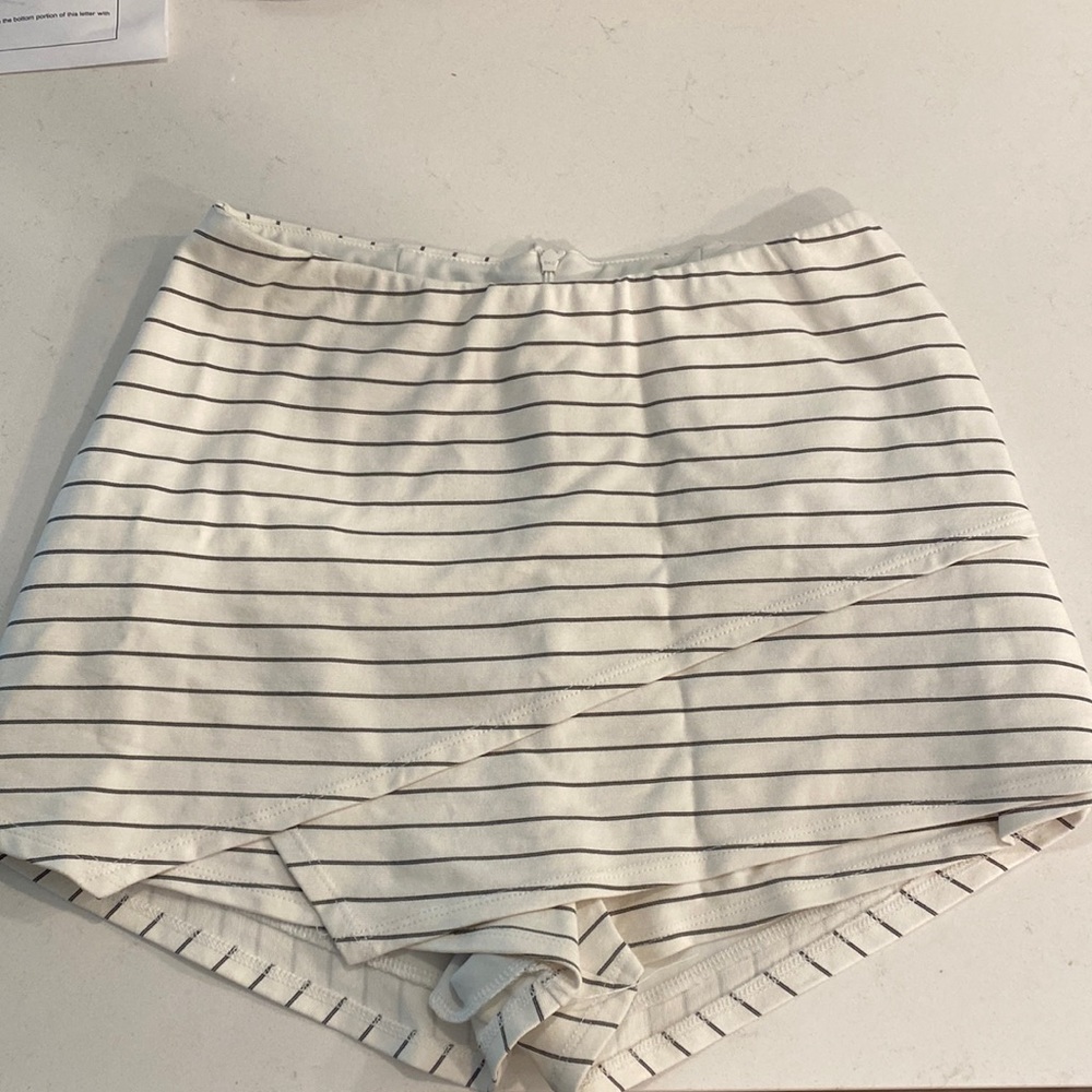 White striped skort